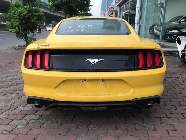 Ngắm xe Ford Mustang đời 2018 mới về Việt Nam - Sieuxevietnam