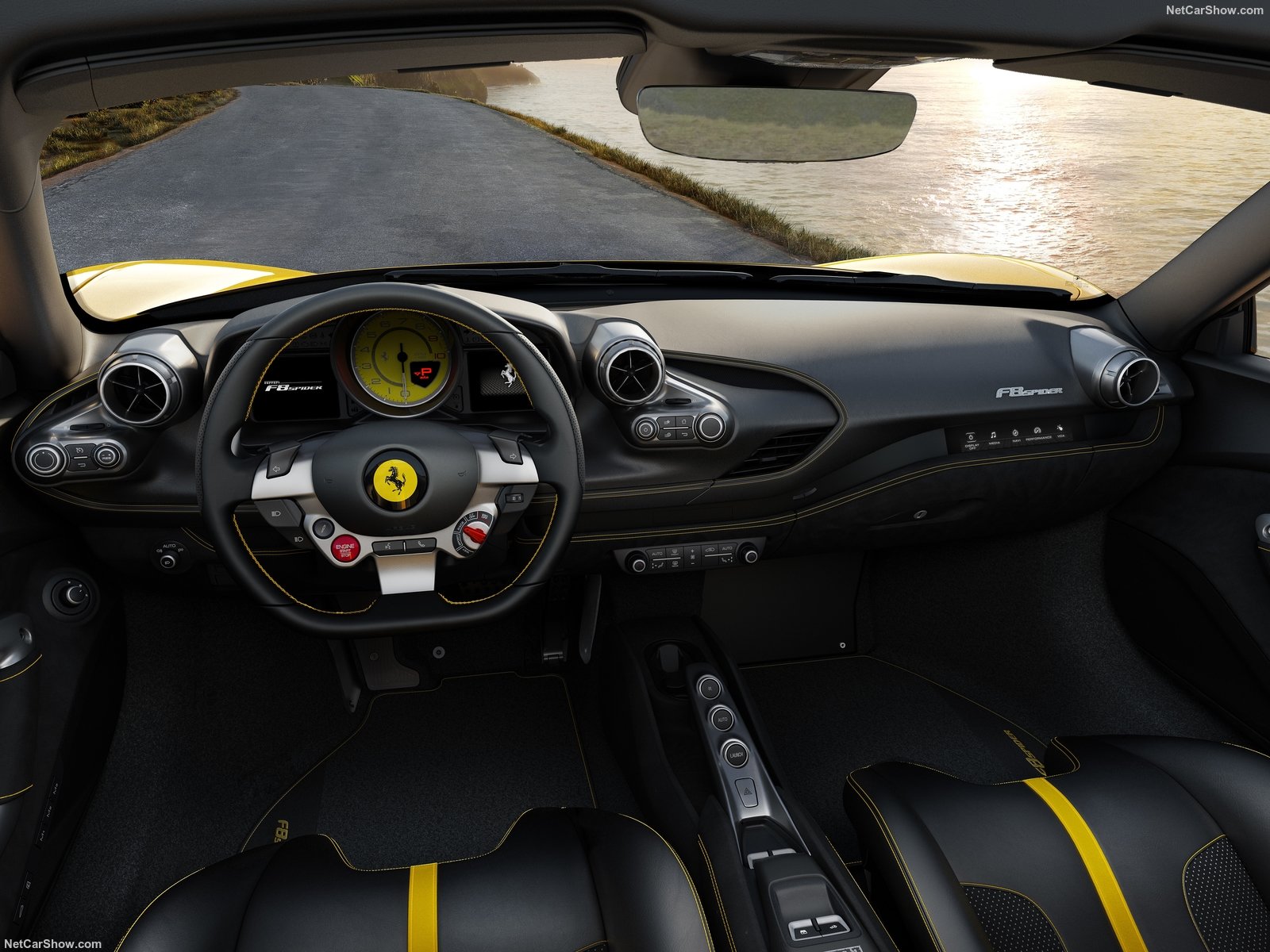 Siêu xe Ferrari đẹp nội thất mới
