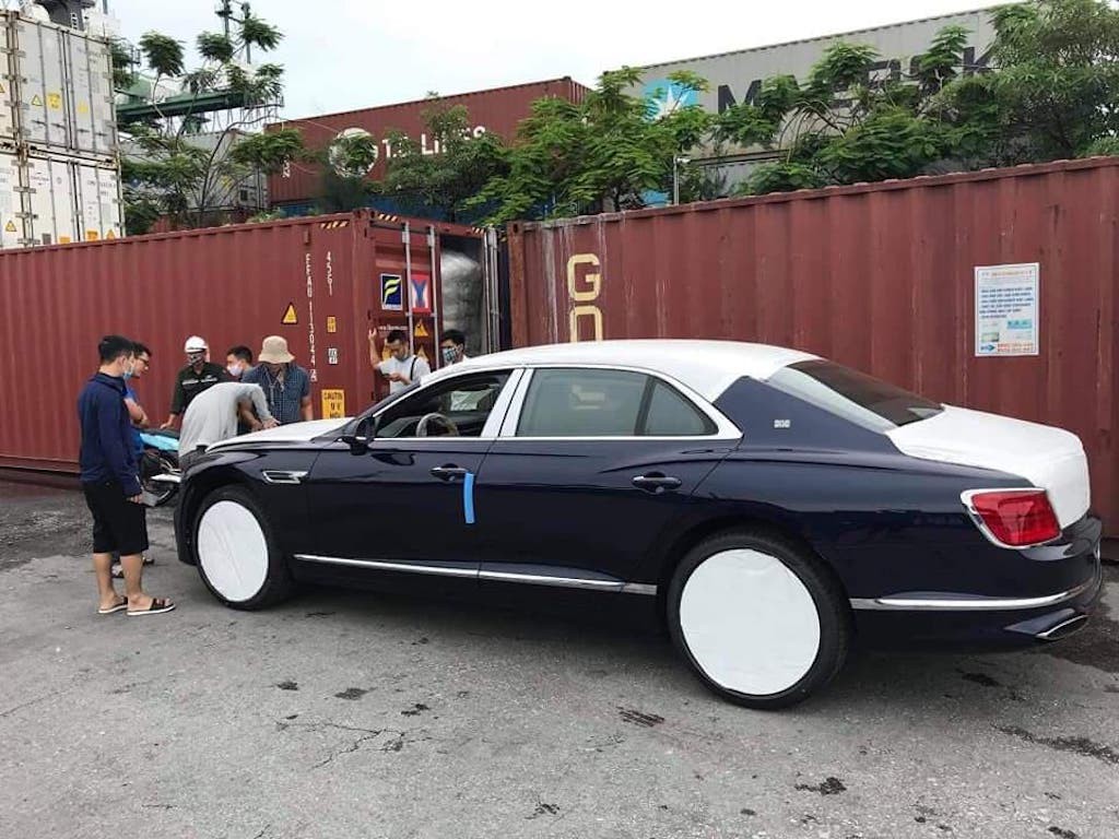 Bentley khủng về Việt Nam 